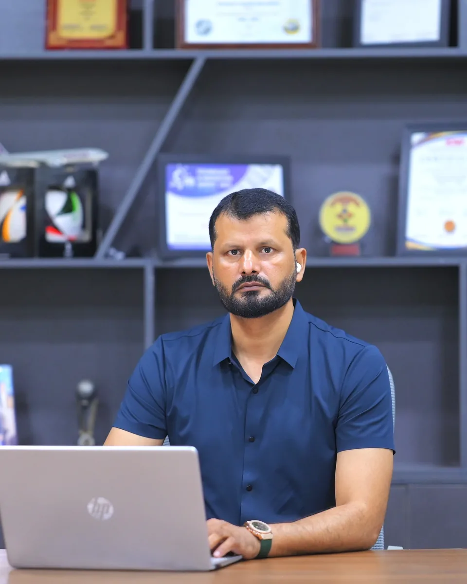 Mansoor Ahmed, Director Sales